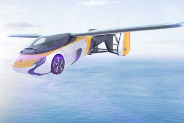 La société Aeromobil espère être la première à mettre sur le marché une voiture qui peut se transformer en avion… et vice-versa.