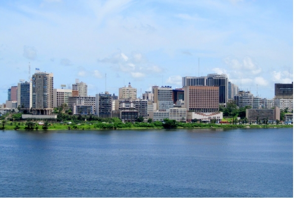 L’agence de notation financière Fitch maintient la note de la Côte d’Ivoire à B+