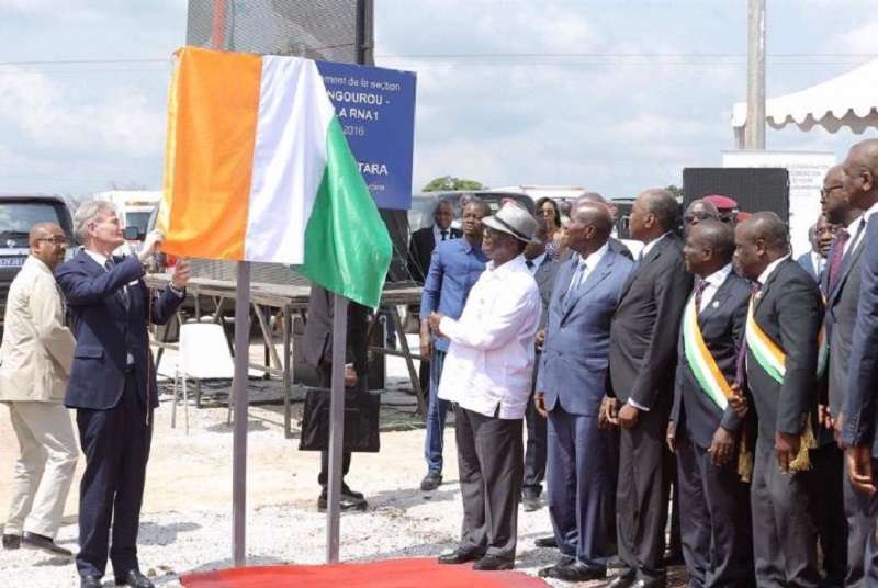 Le Président Ouattara inaugure la route Pont Comoé-Agnibilékrou réhabilitée