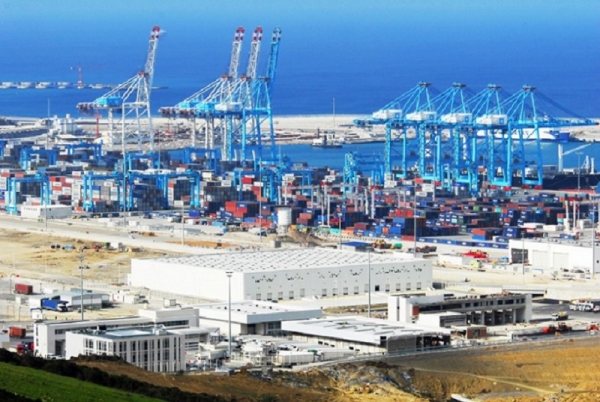 Le plus grand port d’Afrique en volume de conteneurs inauguré au Maroc