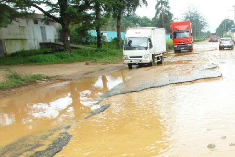 Réhabilitation des voies de la zone industrielle de Yopougon : pourquoi les travaux trainent