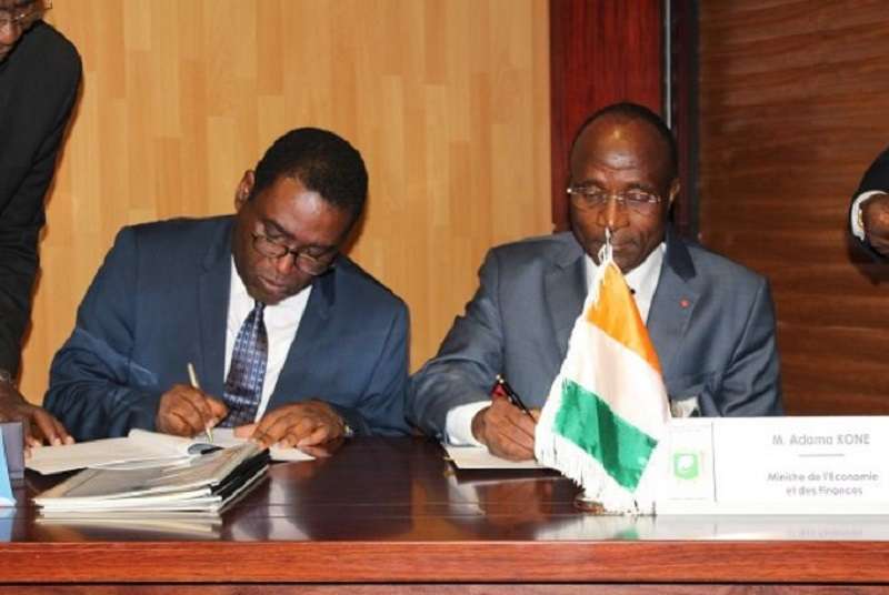 La BAD et la Côte d’Ivoire signent cinq accords de financement de projets