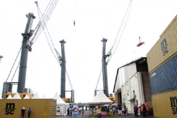 Le port de San Pedro se dote de 3 nouvelles grues de 21,75 millions de dollar