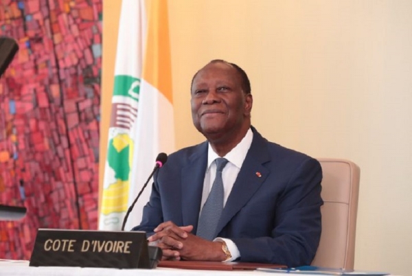 Le président Alassane Ouattara en France pour le sommet sur le financement des économies africaines