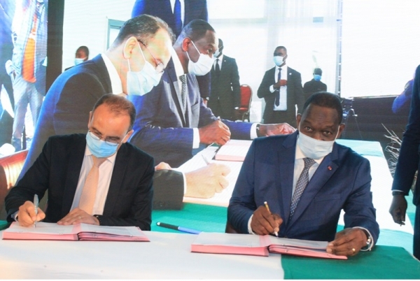 Signature d&#039;un protocole d&#039;accord pour redynamiser la filière rizicole en Côte d&#039;Ivoire