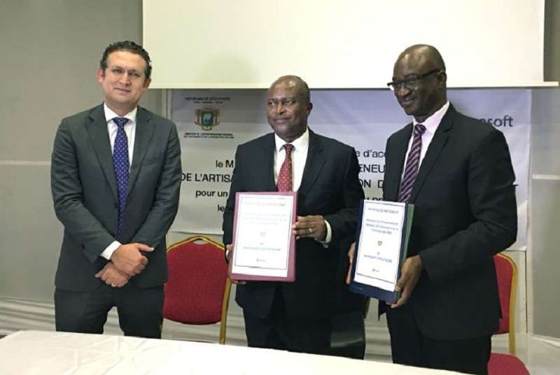 Le ministère des PME et MICROSOFT signent un accord pour un appui technique et financier du programme « PHOENIX »