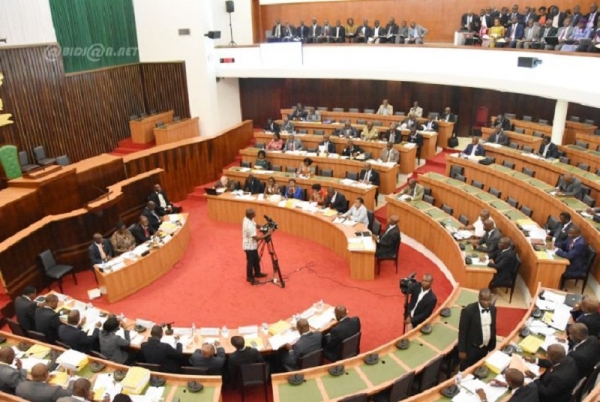 La loi sur le foncier rural modifiée en commission parlementaire