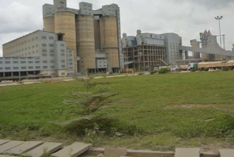Côte d’Ivoire : Le nigérian Aliko Dangote va construire une cimenterie d’un coût de 150 milliards de FCFA