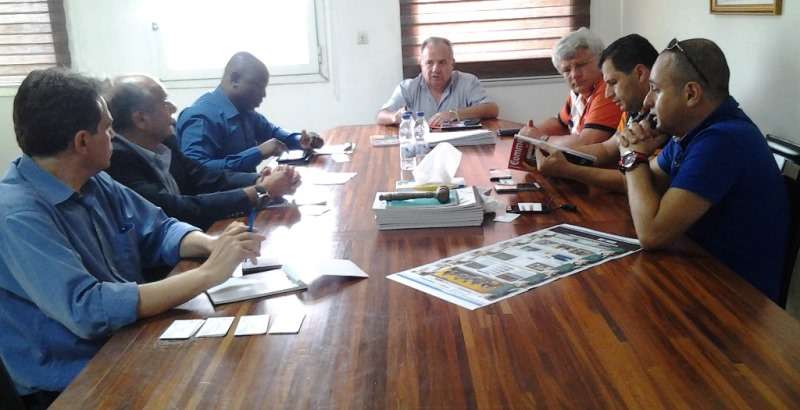 Un groupe international de communication visite la Chambre