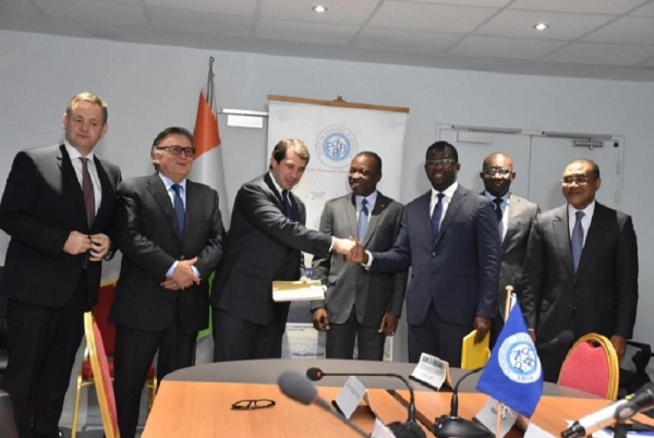 La Côte d’Ivoire concède la gestion du terminal fruitier du port d’Abidjan à EOLIS-CI