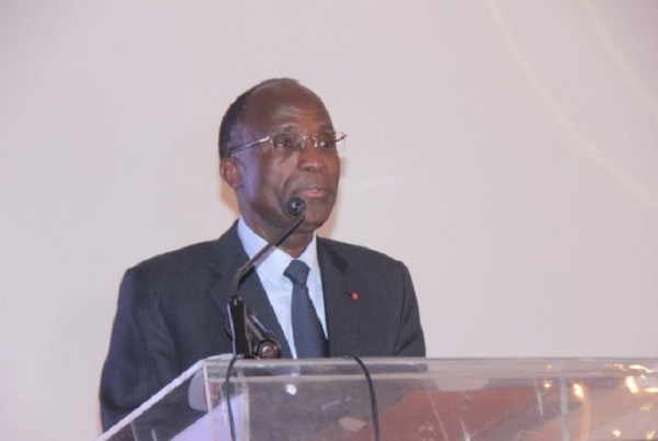Le gouvernement s’engage à accompagner le développement de la microfinance en Côte d’Ivoire